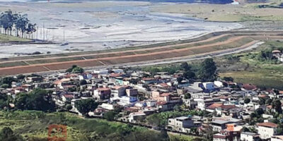 Moradores dos bairros Bela Vista e Nova Vista, em Itabira, podem ser removidos e sofrerem grandes prejuízos.