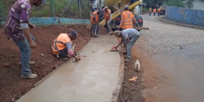 Construção de passeio do Bairro Campestre ao Pedreira, iniciada em abril, será concluída em setembro, segundo Secretaria Municipal de Obras