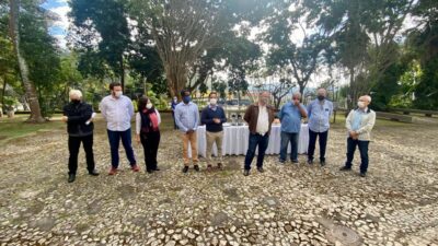 Diretores da Funcesi Jorge Borges e Flávia Pantuza receberam equipe de governo do prefeito Marco Antônio Lage (Foto: Coord. Comun. Social/PMI)