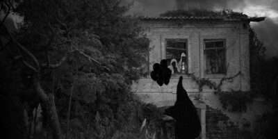 Criação de imagem da casa de M.B.N. invadida por assombrações num dia qualquer do ano de 1954 (Foto: Divulgação)