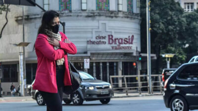 Capital mineira, um pouco mais frio que o Norte e mais quente que o Sul, tem previsão de ser alvo de nova frente fria (Foto: Ramon Bitencourt/ O Tempo)